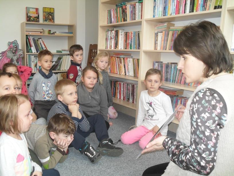 Fotogaléria Návšteva detí MŠ v obecnej knižnici 13.03.2017 (4) Návšteva detí MŠ v obecnej knižnici 13.03.2017