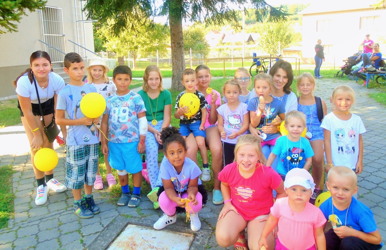 Fotogaléria Tvorivá rozlúčka s letom a prázdninami (18) Tvorivá rozlúčka s letom a prázdninami